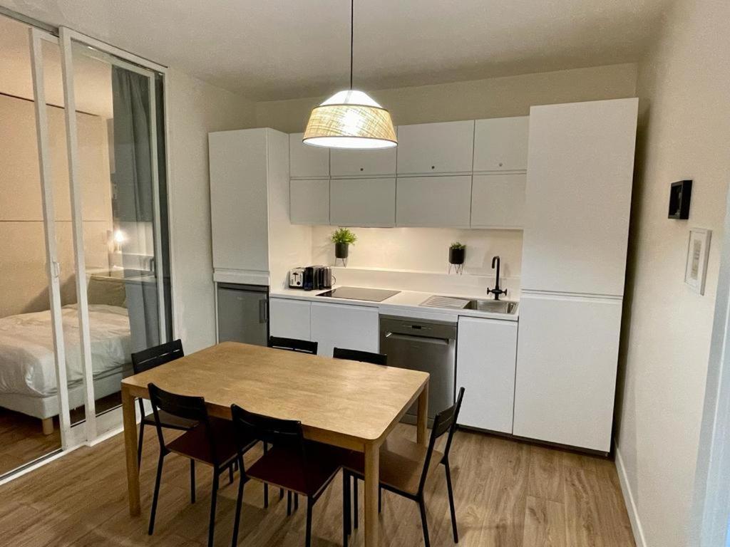 St Germain Beauvoir Chicsuites Paris Exterior photo